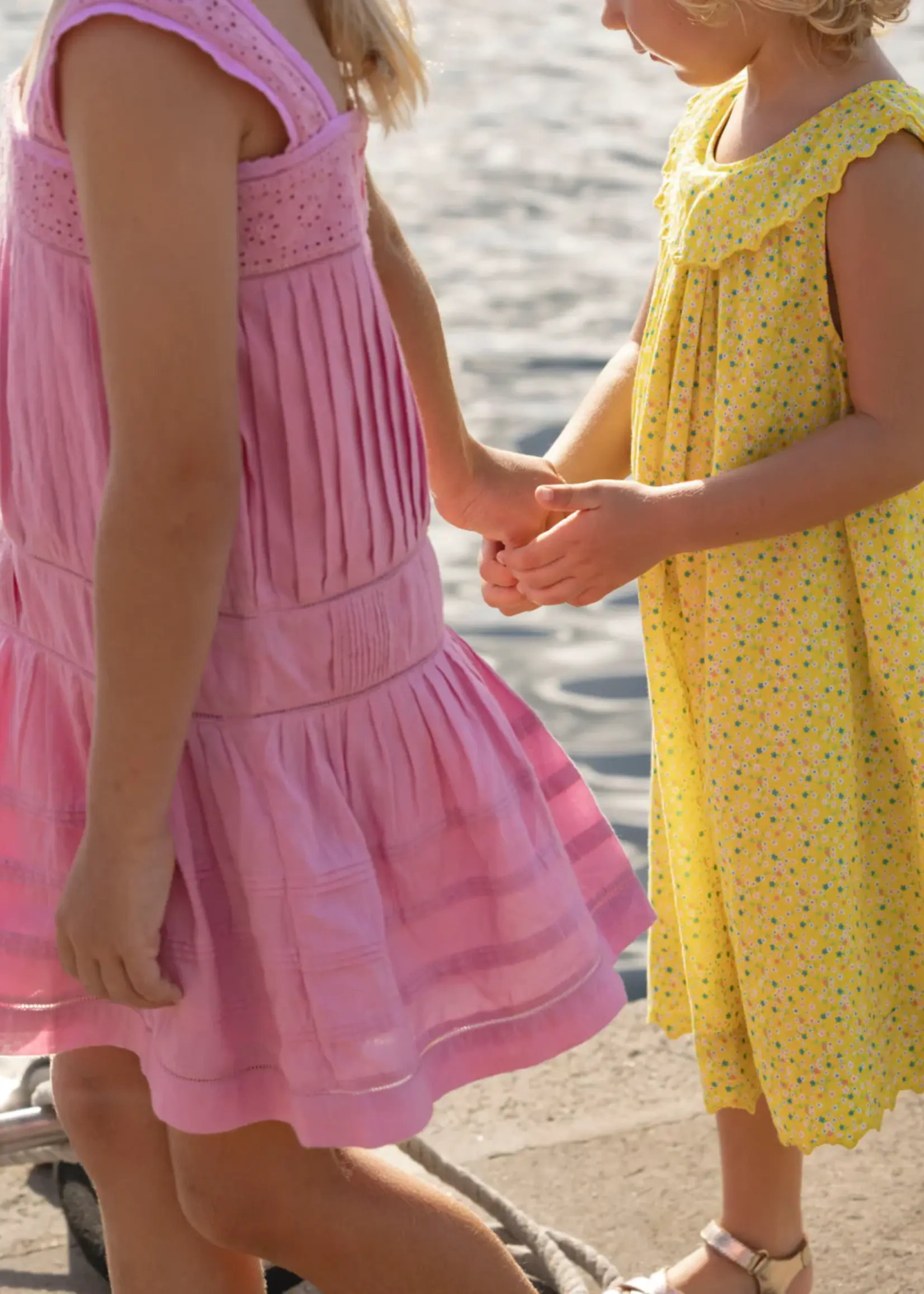 Minnow girls ruffle collar dress