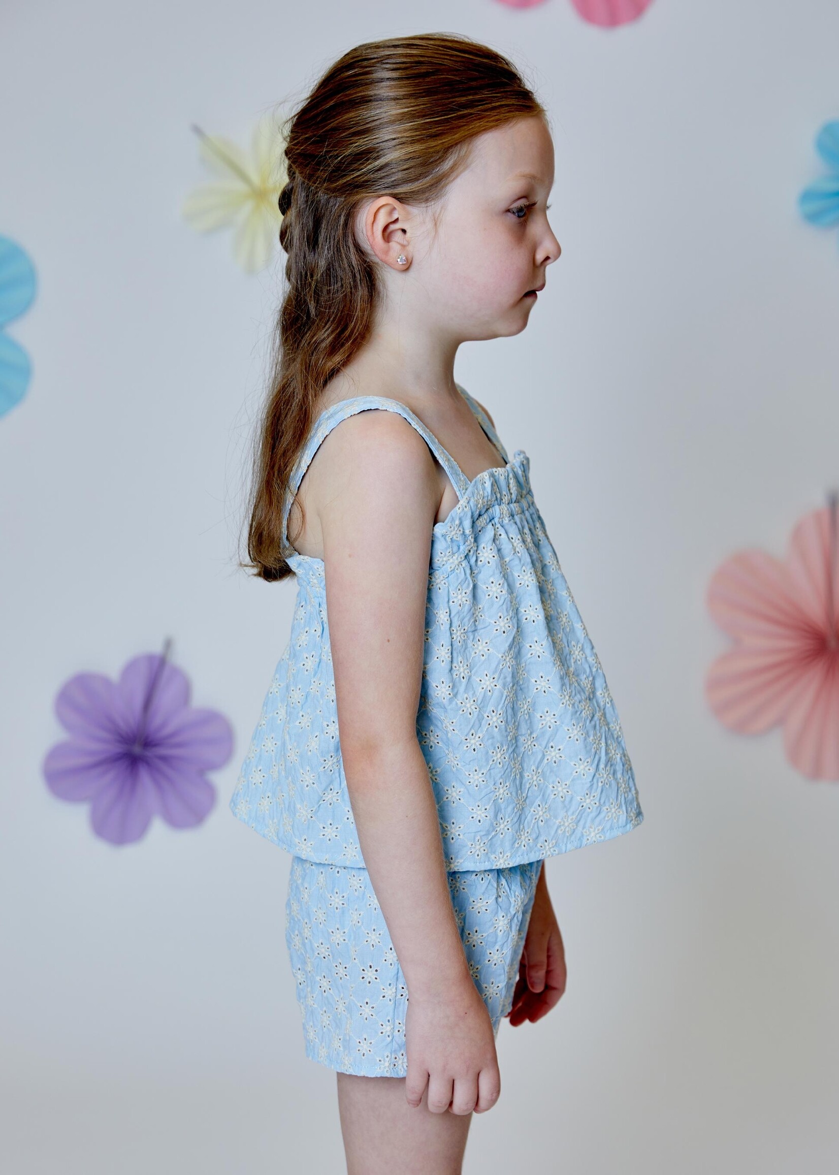 Design History Flower Tank