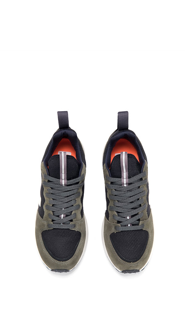 veja venturi black olive