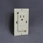 Unbranded Single Gang 15A 125V Electrical Wall Outlet Receptacle
