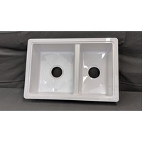 white plastic sink