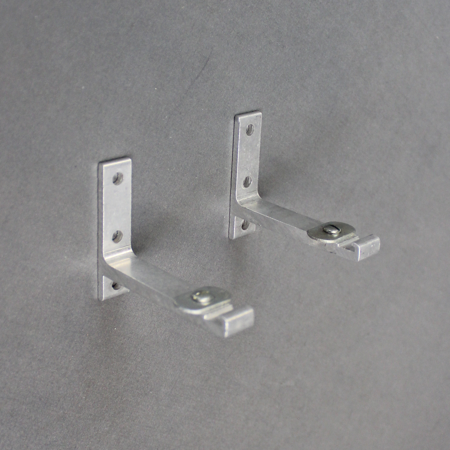 Pair of Type B Window Curtain Wall Brackets Affordable RVing