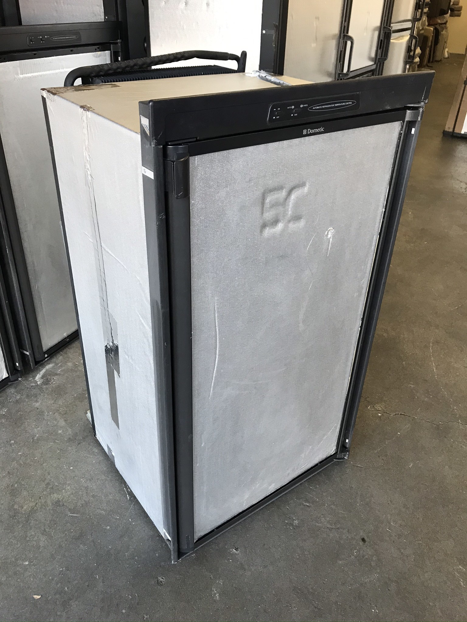 Dometic Rm2551 2 Way Rv Refrigerator Affordable Rving