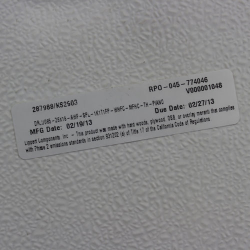 Lippert Components 26" x 18" White w/ White Trim Baggage Door