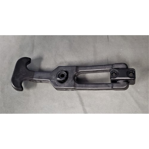 Southco Flexible T-Handle Draw Latch