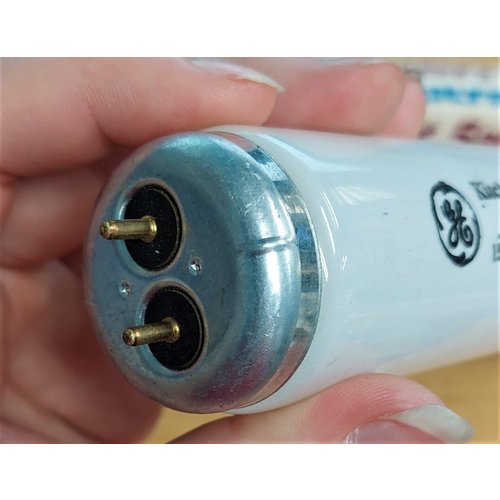 120v 15 w Fluorescent 18" Tube