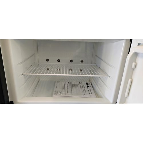 Norcold RefrigeratorN611 6.5 Cu Ft