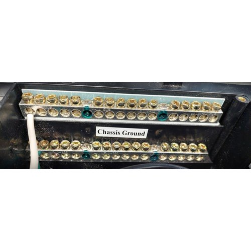 WFCO WFCO WF-8930/50NP Distribution Panel no cover