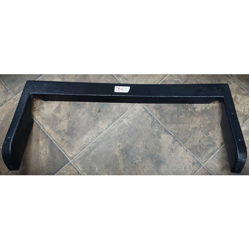 Step Trim Black 30"