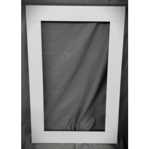 Cabinet Door Mist 15" X 23" Frame