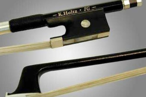 K. Holtz K. Holtz 1/8 fiberglass cello bow with ebony frog and horsehair