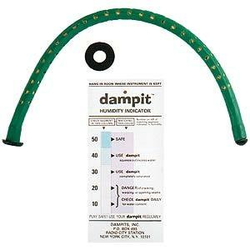 Dampit Dampit, violin humidifier