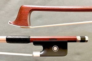 Canadian Eric Gagne viola bow, silver-mounted, figured Pernambuco, with  3-color grip, 2022, Montreal, 71.3 grams