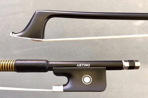 Artino Artino fiberglass cello bow, 3/4, horsehair