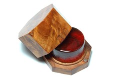 Thorvaldsson Sartory Rosin for violin viola cello in octagonal wood box