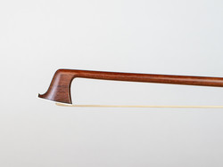 France Charles Peccatte violin bow, ca. 1880, with Salchow certificate, 60 grams