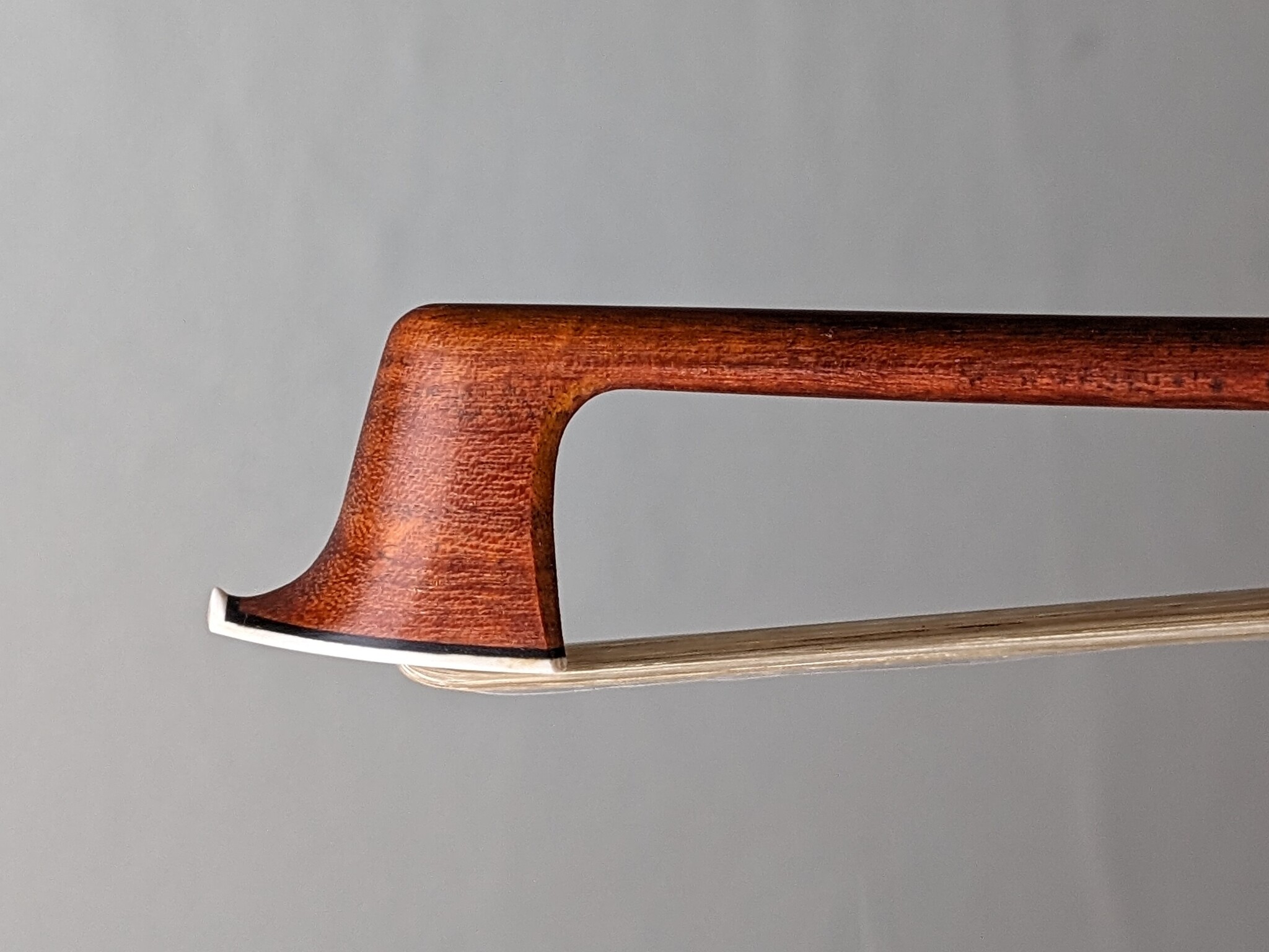 Jesse Berndt silver mounted violin bow, Minneapolis, MN, USA, 58.5g