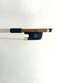 NuBow 4/4 bamboo silver violin bow, USA | Metzler Violins