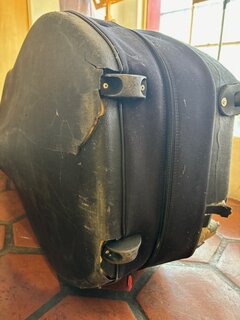 BAM France Used & damaged BAM cello Flight Cover for all BAM cello cases, as-is, FRANCE