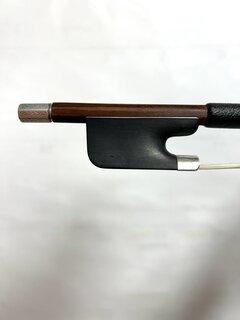 G.A. PFRETZSCHNER cello bow, engraved silver, 78 grams | Metzler Violins