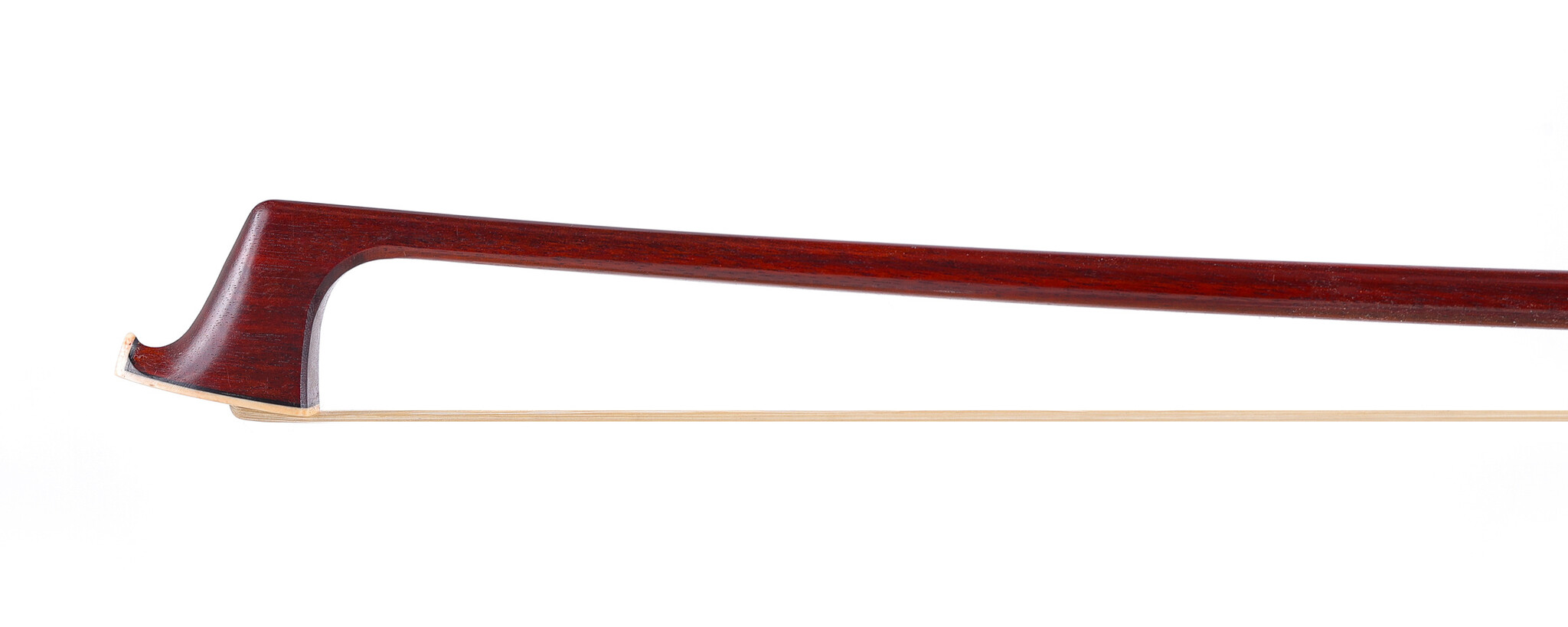 Unbranded pernambuco violin bow, silver-mounted, possibly from the Siefried workshop