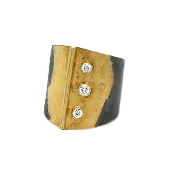 CFJ Fusion Fusion 3-Diamond Shield Ring