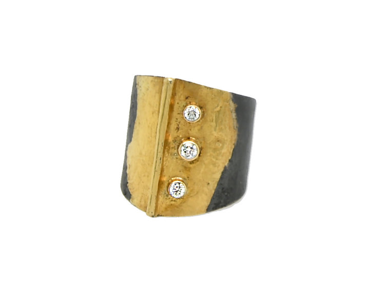 CFJ Fusion Fusion 3-Diamond Shield Ring