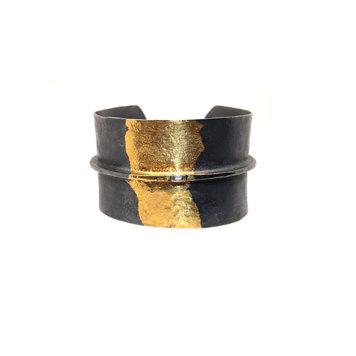 CFJ Fusion Horizontal Cuff 1.5 w Baguette