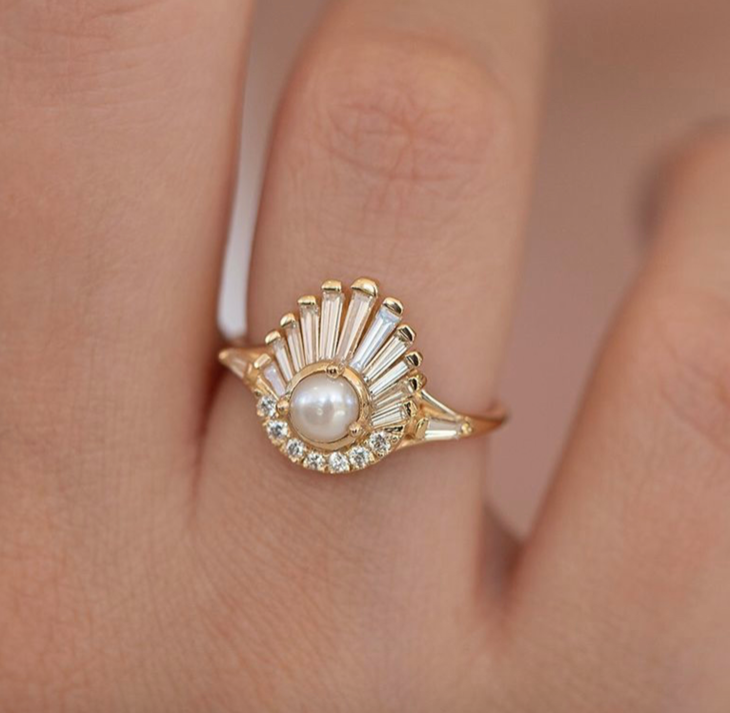 Art Deco 2.05 Carat Diamond Engagement Ring - GIA I VVS2