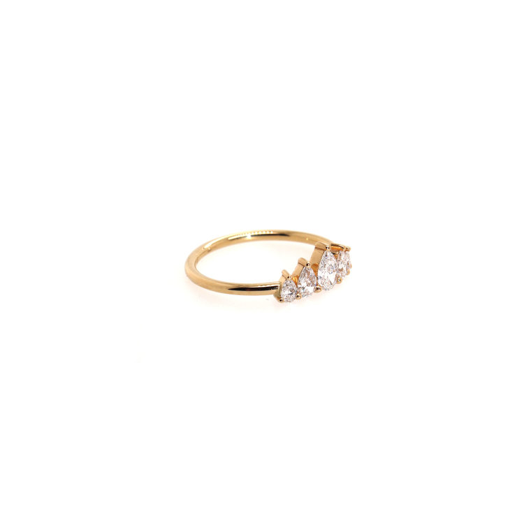 Artemer Tapered Diamond Cluster Ring