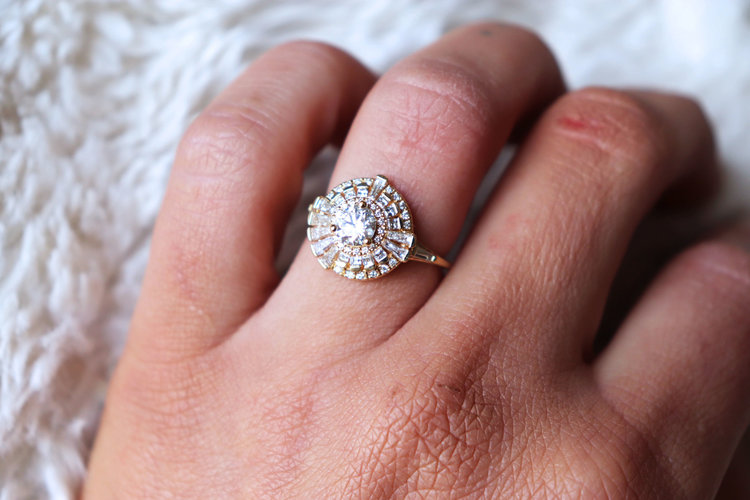 Artemer Diamond Step Ring with Asymmetric Frills