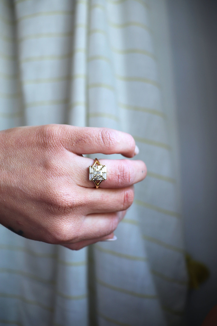 Artemer Baguette Diamond Temple Ring