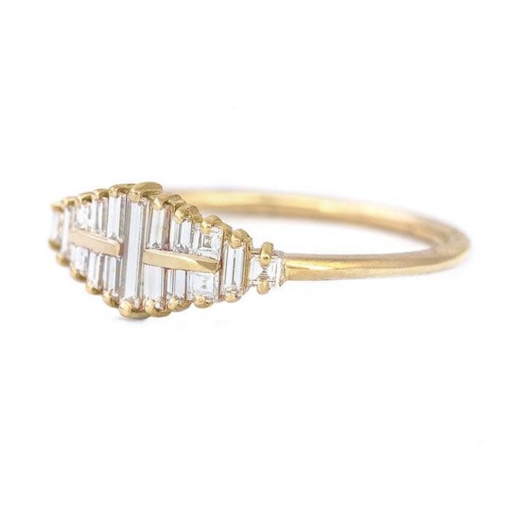 Artemer Needle Diamond Cluster Diamond Ring with Gold Bars