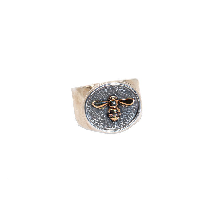 CFJ Bees Signet Ring Tiny Bee Mixed with Diamonds