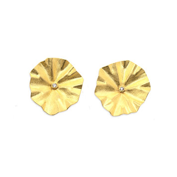 Petra Class Lotus with Diamond Earrings