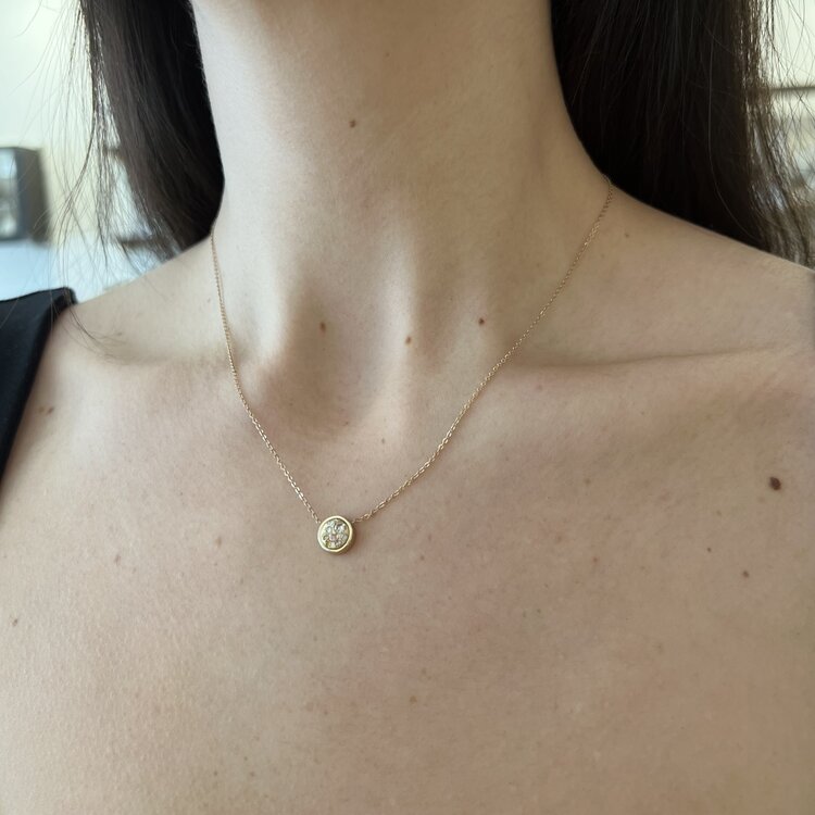 Miles McNeel Diamond and Sapphire Small Circle Yellow Gold Necklace