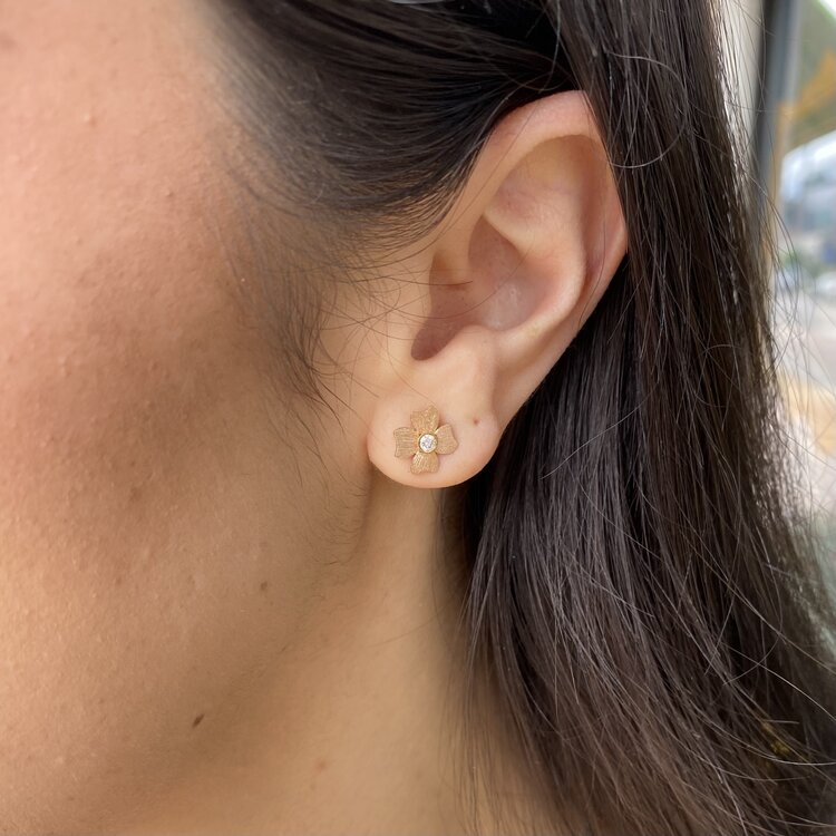 Alishan Rose Gold Flower Diamond Stud Earrings