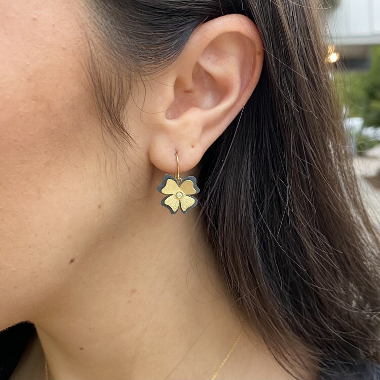 Alishan Two Tone Flower Earrings