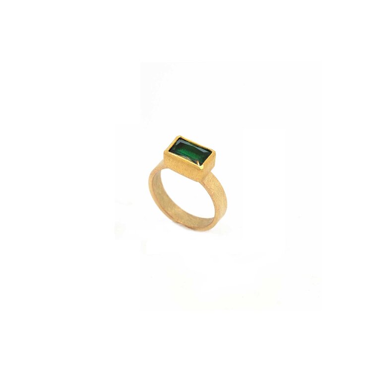 Petra Class Faceted Rectangular Green Tourmaline Ring