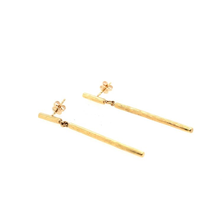 E79 Luxe Bar Hammered Line Earrings