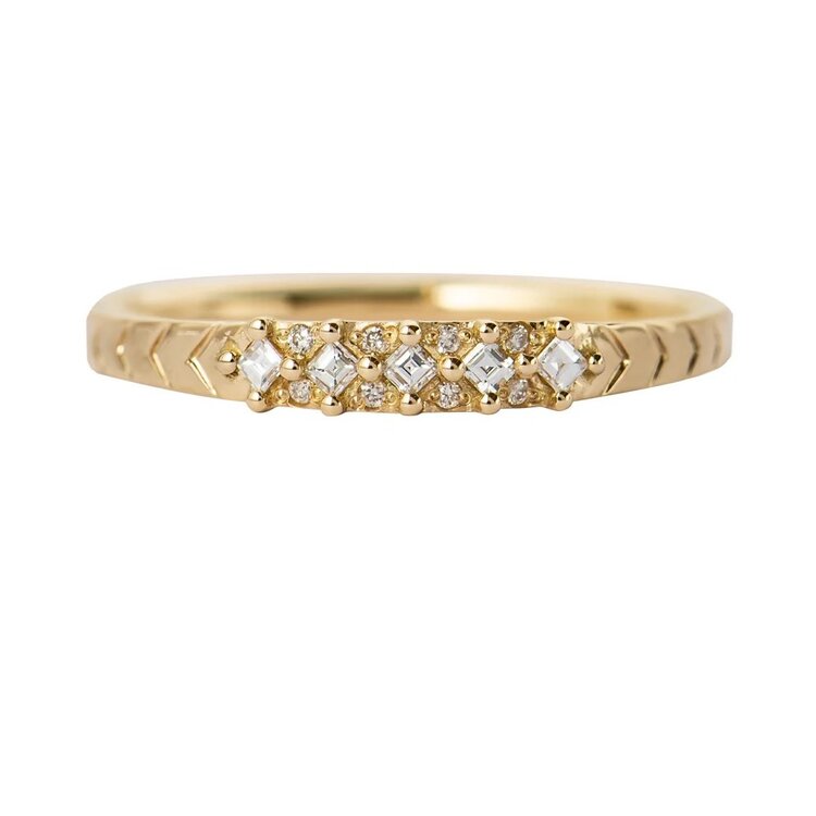Artemer Engraved Chevron Pattern Wedding Band with Carre Diamonds