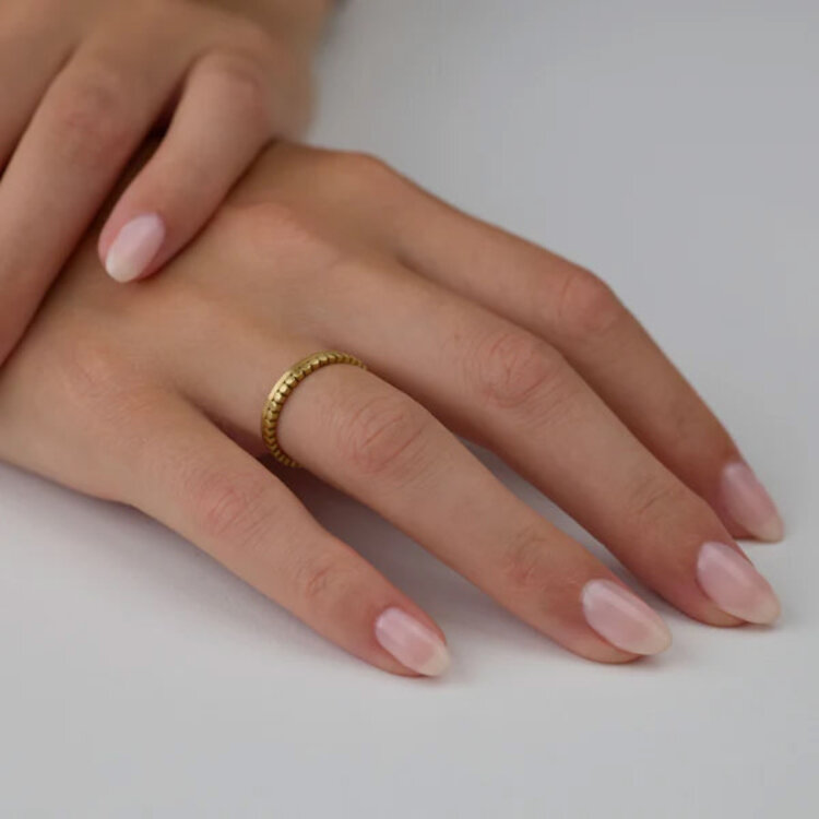 Ananda Khalsa Side Dot Band Ring