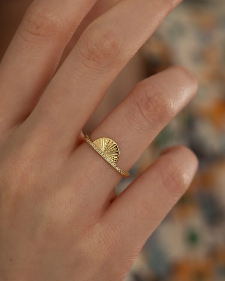 Artemer Golden Sundial Wedding Band with a Brilliant Diamond Pave