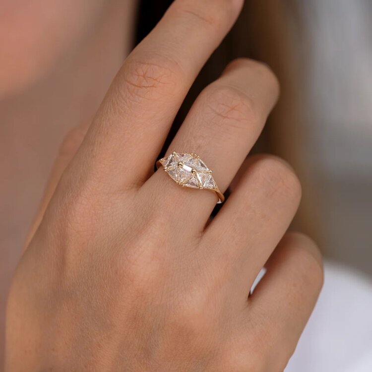 Artemer Reflective Dome Ring with Ten Triangle Cut Diamonds