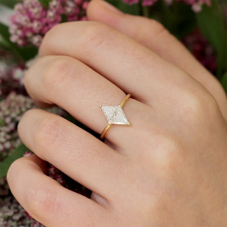 Artemer Rhombus One Carat Engagement Ring