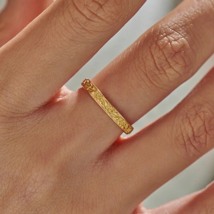 Artemer Embossed Rose Full Eternity Gold Wedding Band