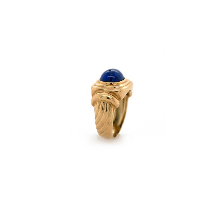 Vintage and Estate 18k Yellow Gold and Lapis Cabochon Ring Size 5.5