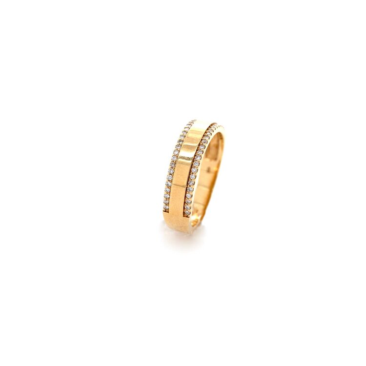 Elements by E79 Dainty Half Diamond Stripe Band