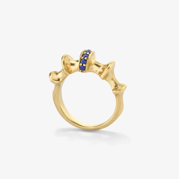 VRAM Chrona I Ring with Blue Sapphires