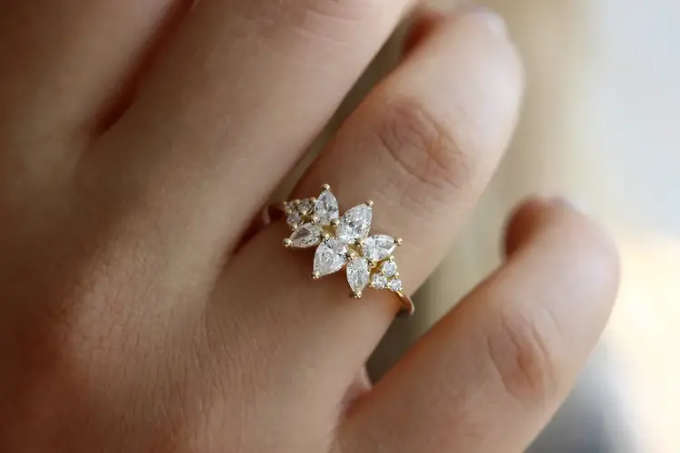 Artemer Flora Cluster Diamond Ring